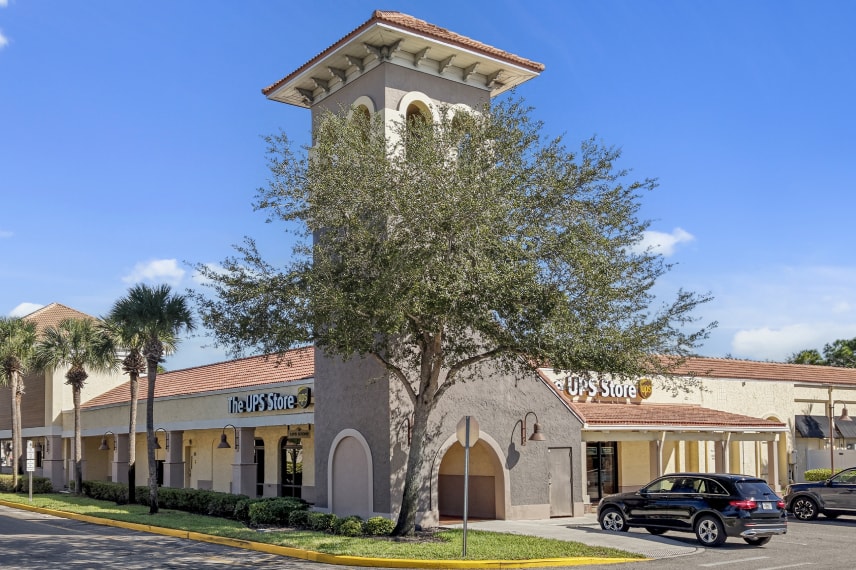 Springs Plaza, Bonita Springs